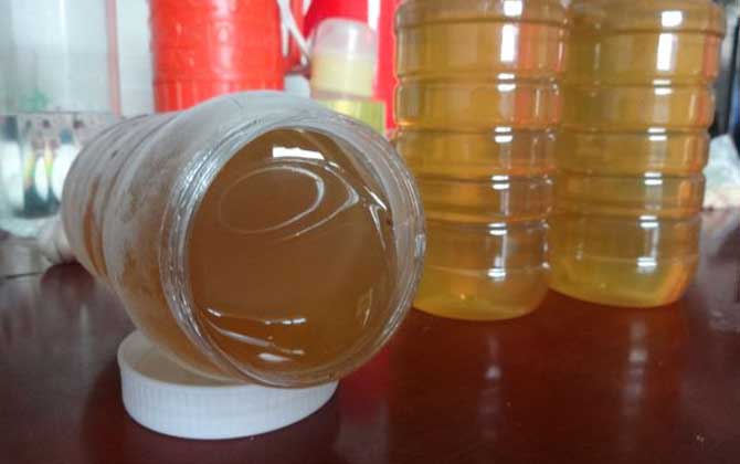 蜂蜜有酸味还能喝吗?