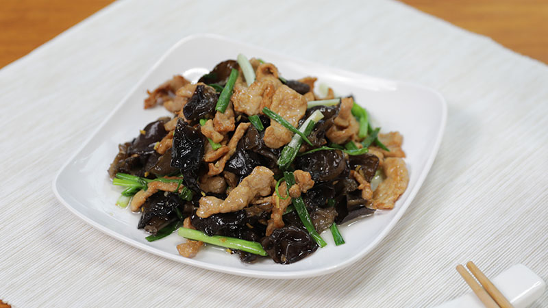 油渣炒包菜怎么做好吃