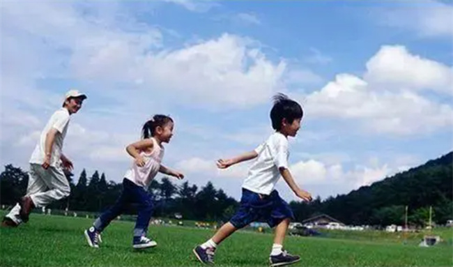 孩子不同的年龄段选择什么样的玩具比较好