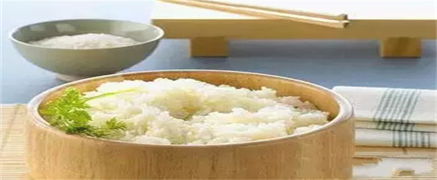 女性生理期应多喝汤，首选补血四物汤。
