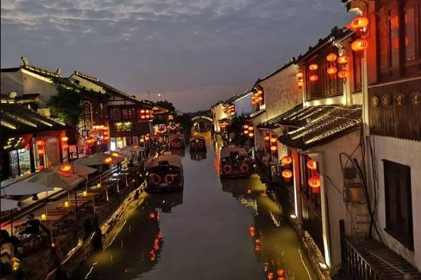 苏州适合晚上游玩的地方（山塘街攻略）