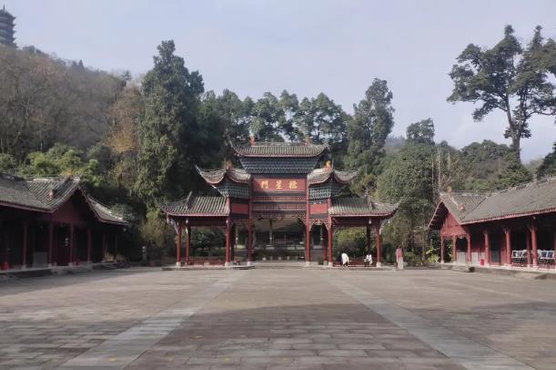 都江堰暑假适合去哪里玩 都江堰暑假适合去哪里玩