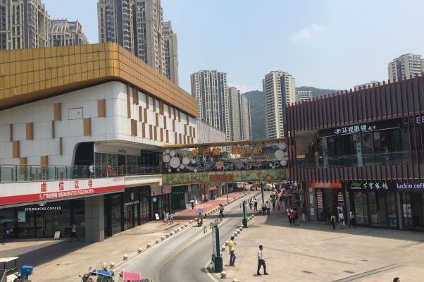 重庆的夜市小吃街在哪里 有哪些 重庆的夜市小吃街在哪里 有哪些