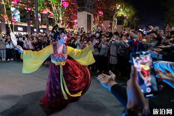 抖音不倒翁小姐姐在哪里 西安大唐不夜城不倒翁几点开始（演出地点攻略）