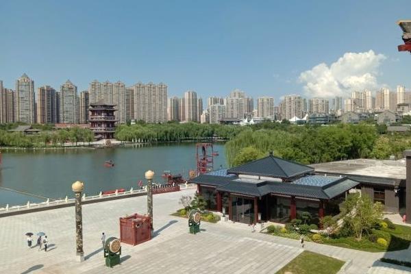 西安适合情侣去的地方都有哪些（大唐芙蓉园攻略）