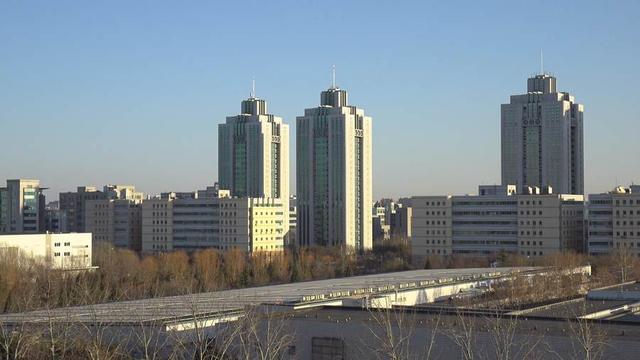 索尼h9长焦镜头拍什么景象好(超高倍变焦可拍摄4K的旅游神器)