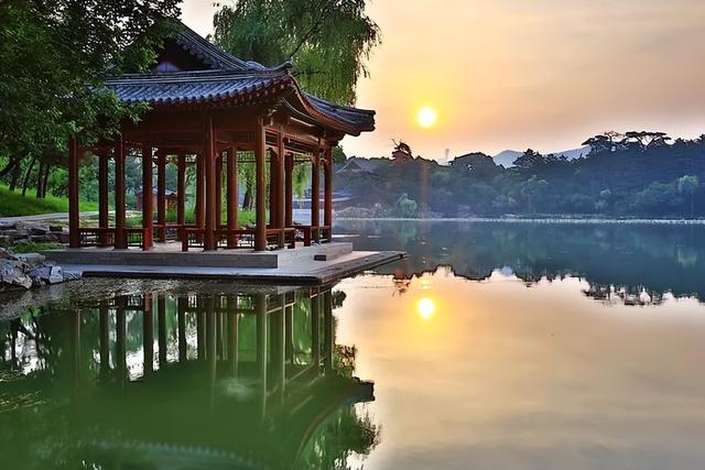 此生必去的30个旅行地(这个夏天去哪里)