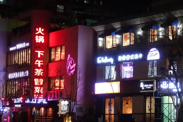 索尼h9长焦镜头拍什么景象好(超高倍变焦可拍摄4K的旅游神器)