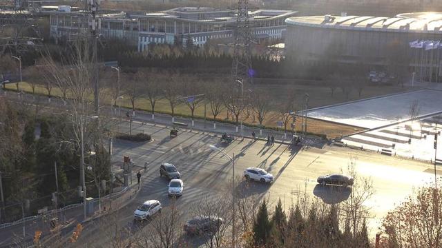 索尼h9长焦镜头拍什么景象好(超高倍变焦可拍摄4K的旅游神器)