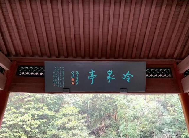 西湖必去的十大景点排名榜单(17个收费景点全部免费开放)