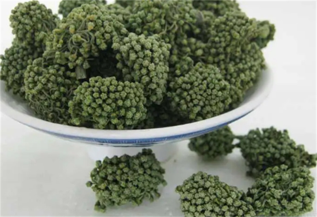 云耳蒸鲈鱼片