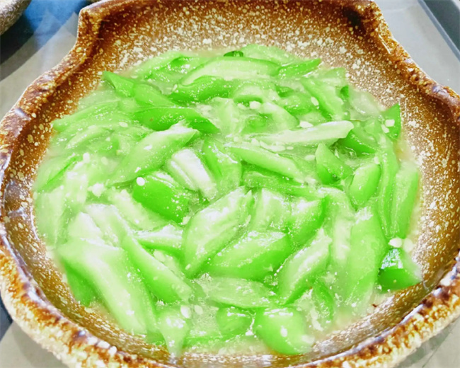 小鸡炖蘑菇如何做出美味？
