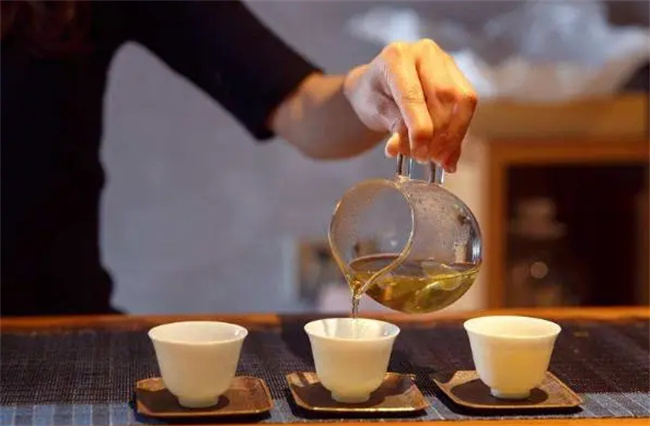 饮用过期茶叶危害健康
