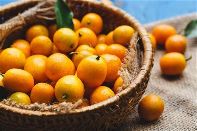 四招选购安全牛奶饮品