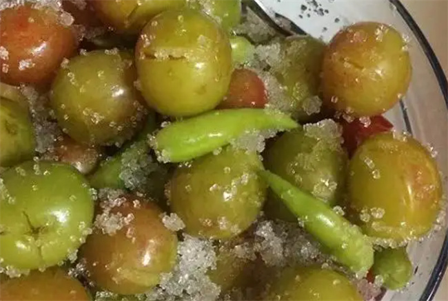 香蕉奶昔用酸奶还是纯奶