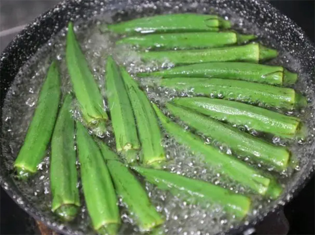 秋季润喉养肺的食物有哪些