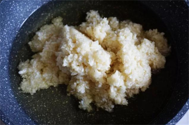 家里面蒜蓉虾的做法