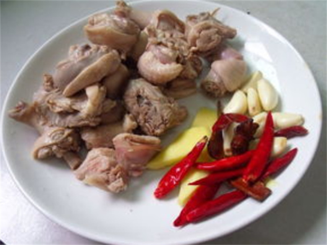 尿酸高的人适合吃什么食物