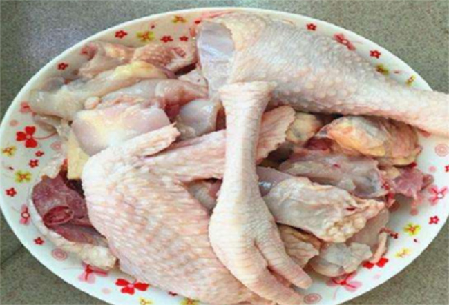 怎么做好吃的香肠土豆焖饭