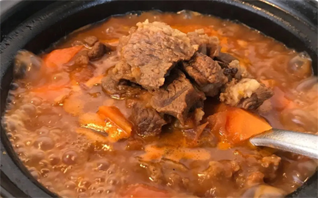 土豆炖肉怎么做