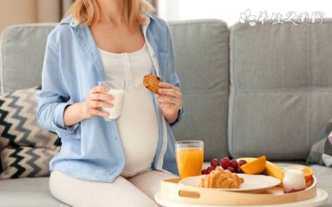 吃阿胶能喝牛奶吗