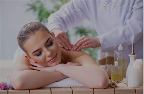 睡觉前按摩什么穴位好