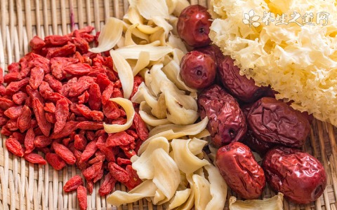 山楂红枣能一起泡水喝吗