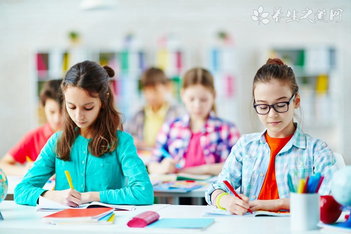 学校怎么教育孩子